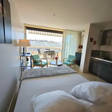 Desobeissance Village Naturiste *